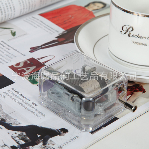Hand-cranked acrylic music box music box crafts ornaments DIY toys students creative gifts gifts