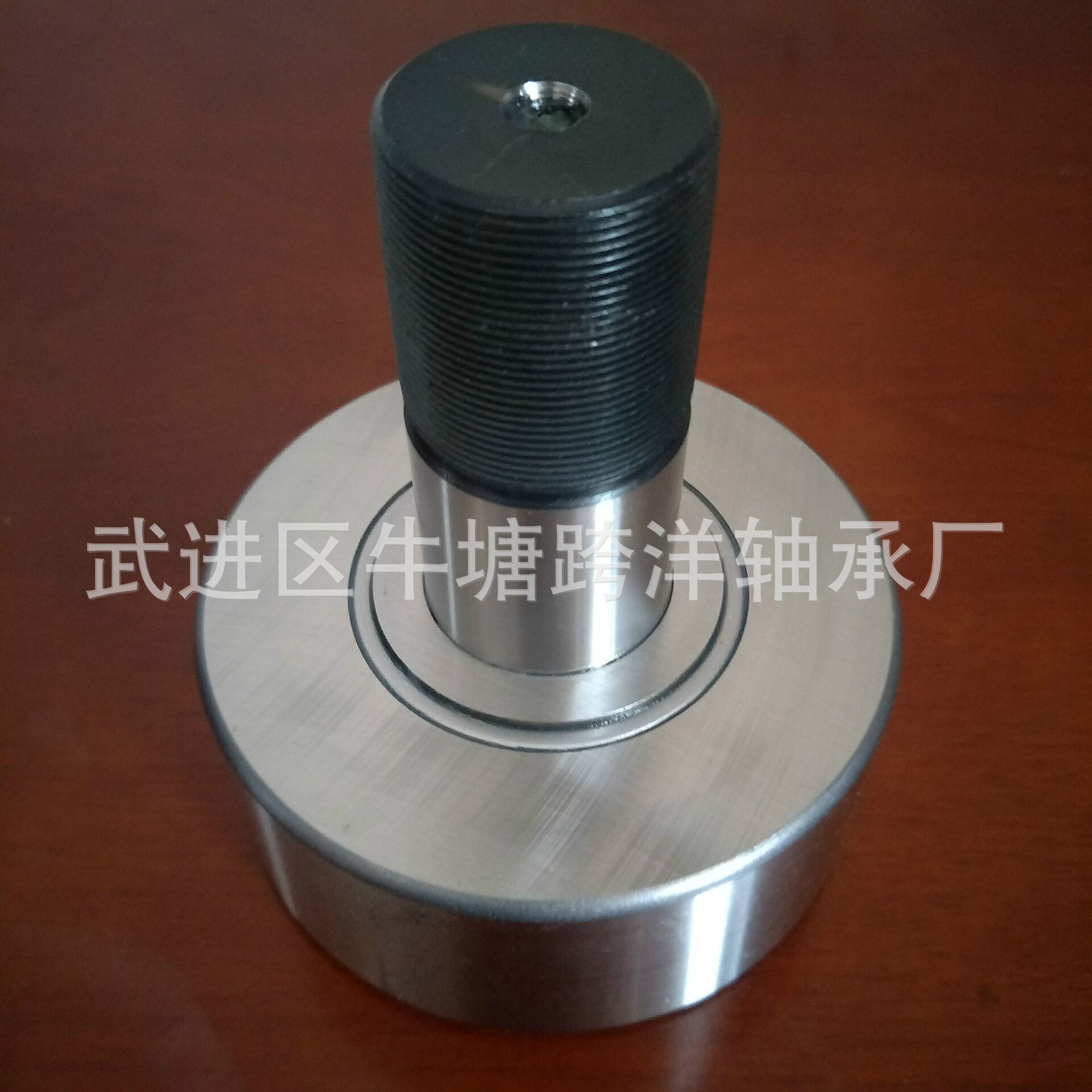 NUKR150  重载型螺栓滚轮轴承  NUKR150X  滚轮轴承  NUKD150