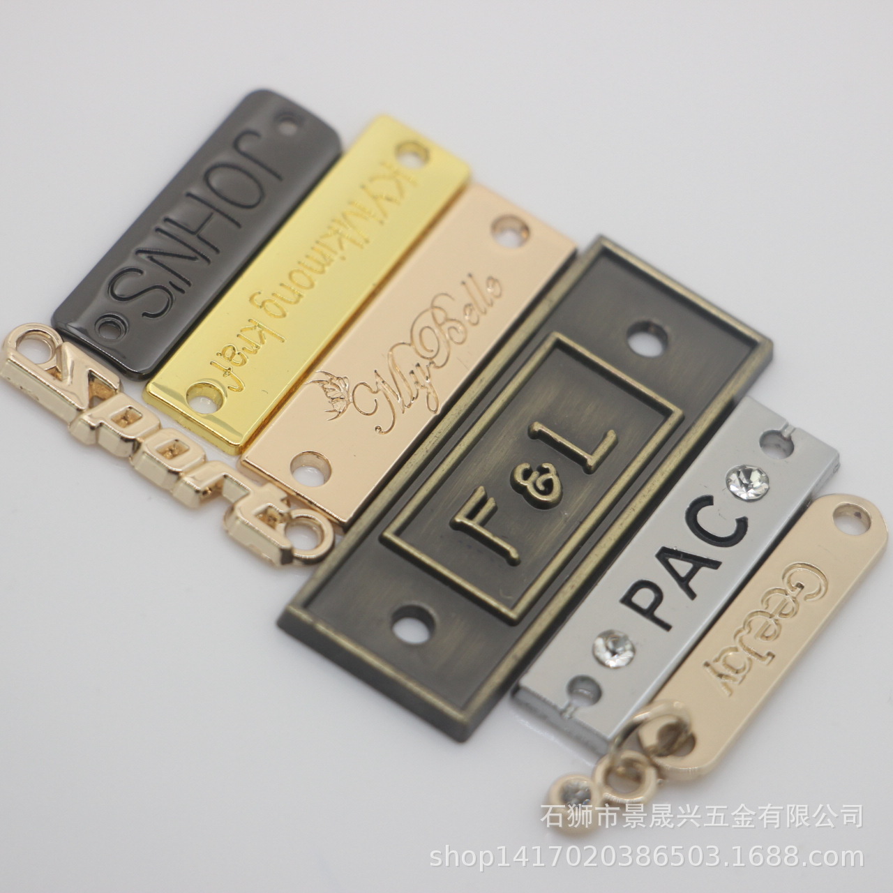可定金属标牌 立体logo手缝标牌 激光丝印英文铭牌 服装五金辅料