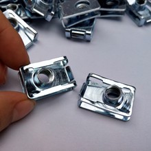 �����ĸ�A���Y�����܇�A�ӛ_����U�ͷǘ˼�Ƭ��\����\�͸�