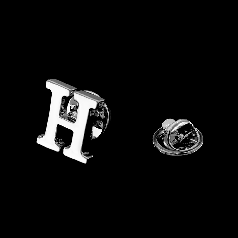 [Cobre puro de doble capa de galvanoplastia sin inventario] Joyería de los hombres de moda 26 letras broche collar pin insignia al por mayor