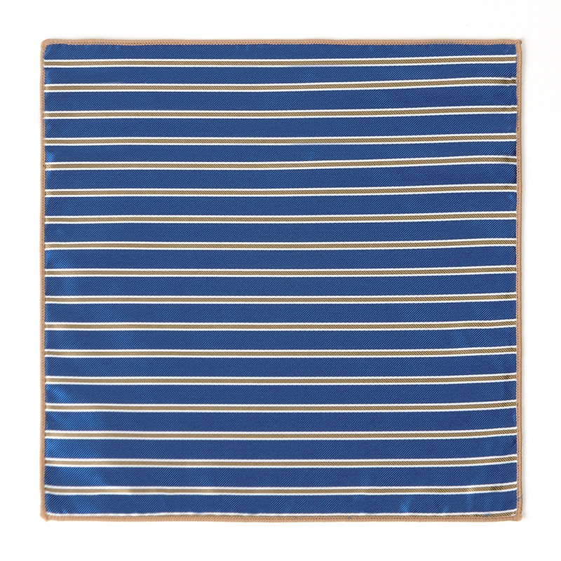 Corbata de hombre bufanda cuadrada pequeña al por mayor moda coreana de todo fósforo tendencia retro bordado patrón traje bufanda de bolsillo