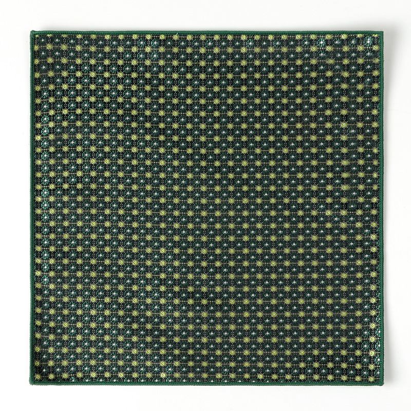 Corbata de hombre bufanda cuadrada pequeña al por mayor moda coreana de todo fósforo tendencia retro bordado patrón traje bufanda de bolsillo