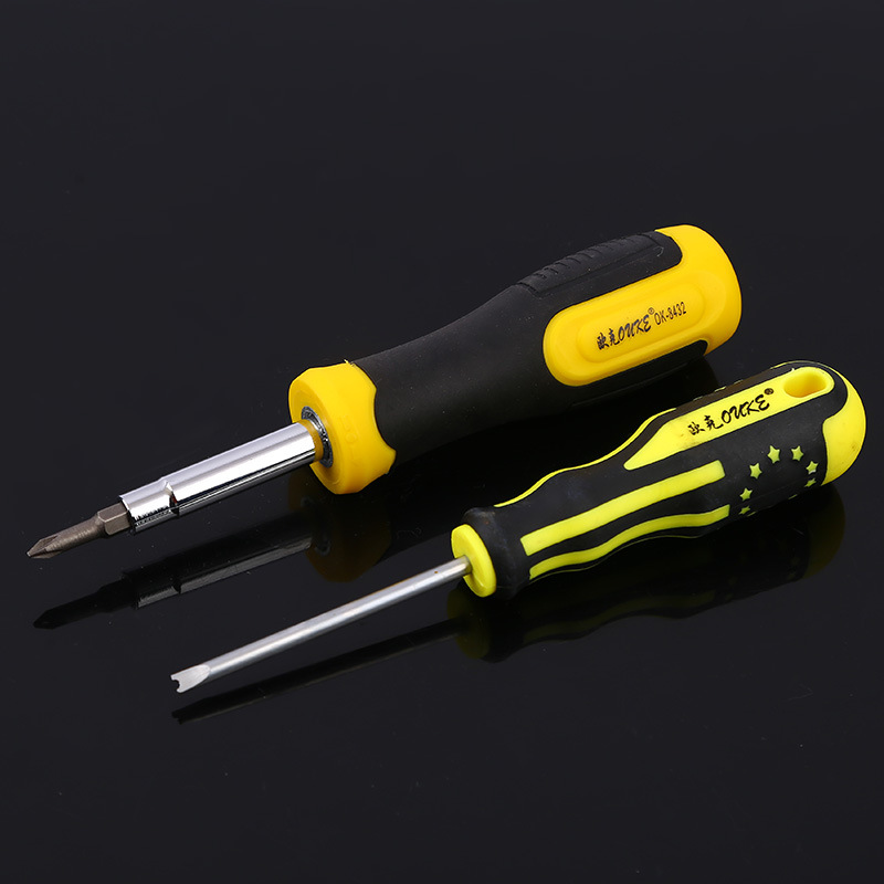 Universal double-sided screwdriver