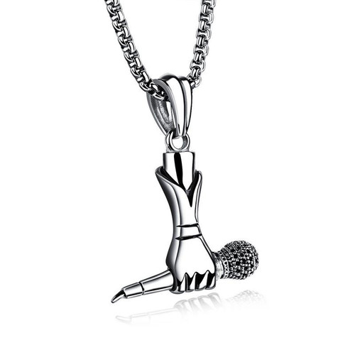  new stainless steel jewelry creative male and female singers holding microphone microphone necklace rock hip-hop necklace