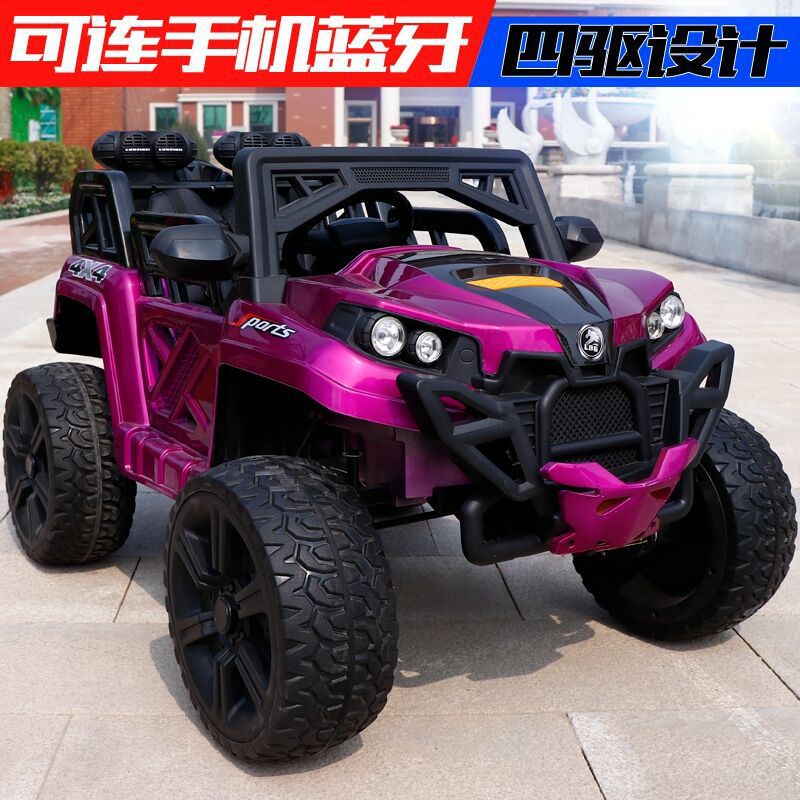 Nueva tracción a las cuatro ruedas de control remoto eléctrico vehículo todoterreno coche de juguete de cuatro ruedas de control remoto coche de la batería cochecito de coche