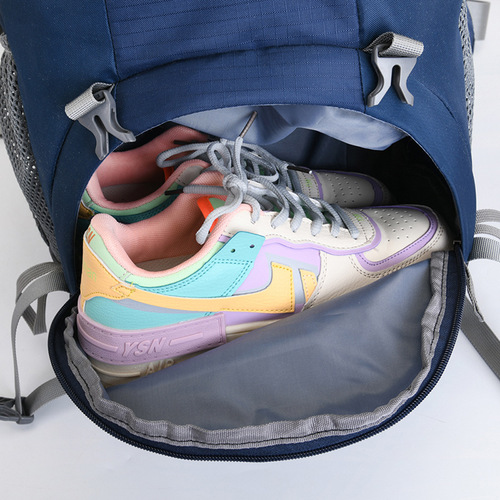 Freelancer cross-border new 60L mountaineering bag waterproof fabric hiking backpack can be folded in half to provide a rain cover