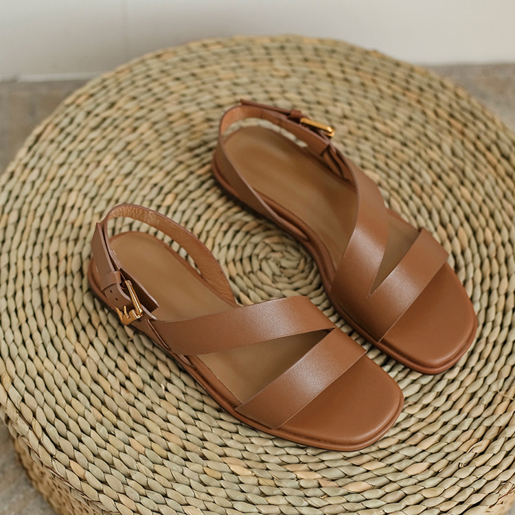 Sandal nữ đế bệt phong cách La Mã da bò hở ngón mùa hè — Màu nâu