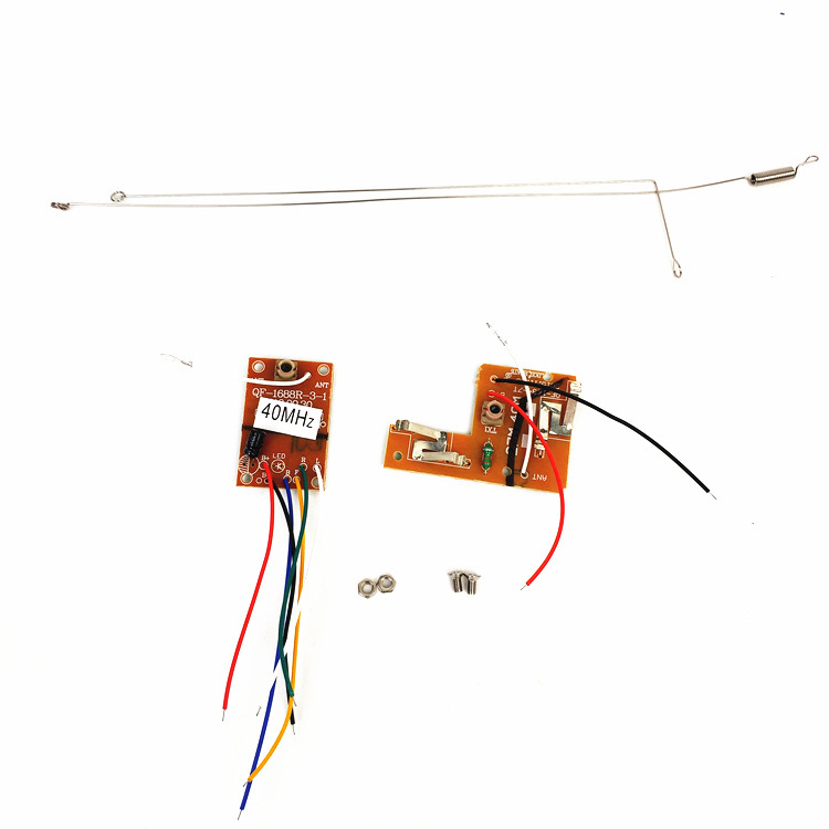 Four-way remote control, 40MHz, remote control device, remote control car toy accessories, transmitter board, receiver board, antenna.
