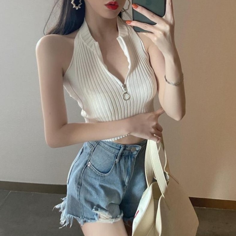2023 Summer Female Internet Celebrity Navel-Baring Short Knitted Vest Slimming Tight Sexy Zipper Sleeveless Bottoming Top 2023 Summer Female Internet Celebrity Navel-Baring Short Knitted Vest Slimming Tight Sexy Zipper Sleeveless Bottoming Top