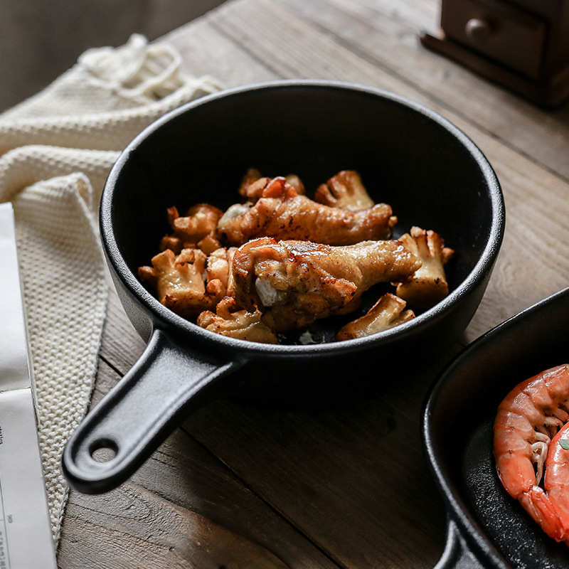 Negro plato de cerámica mango pan para hornear cubertería cuadrada