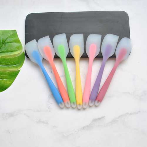Translucent small silicone butter spatula, high temperature resistant butter spatula, baking DIY cake scraper