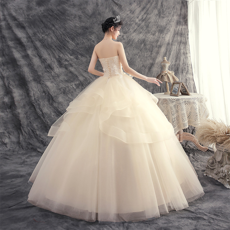 Nuevo vestido de novia estilo bosque color champán talla grande 2026 para novias pequeñas, vestido de novia de ensueño para fotografía de viajes.