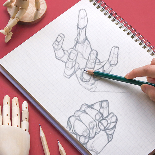 Ouboshang paints with wooden puppet joints human model sketch painting with small wooden hands 12 inches flexible and movable