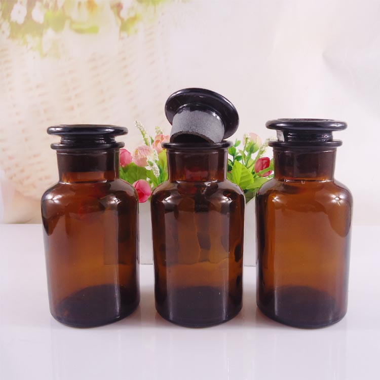 厂家直销棕色磨口广口化学试剂玻璃瓶30ml60ml250ml500ml试剂瓶