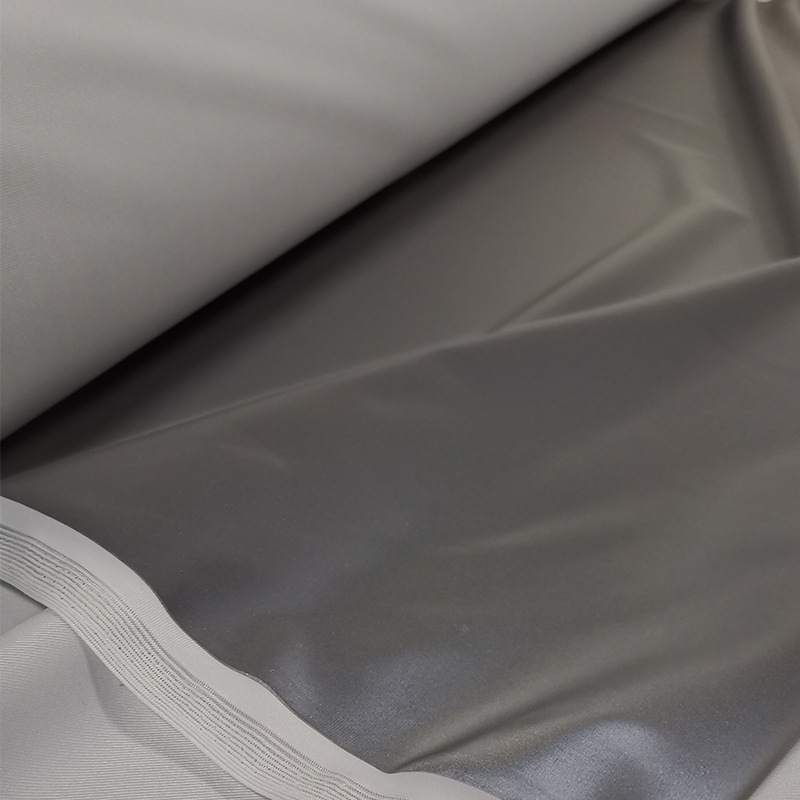 厂家供应耐拉扯亮银单面反光弹力布 灰色反光针织布 幻彩莱卡面料