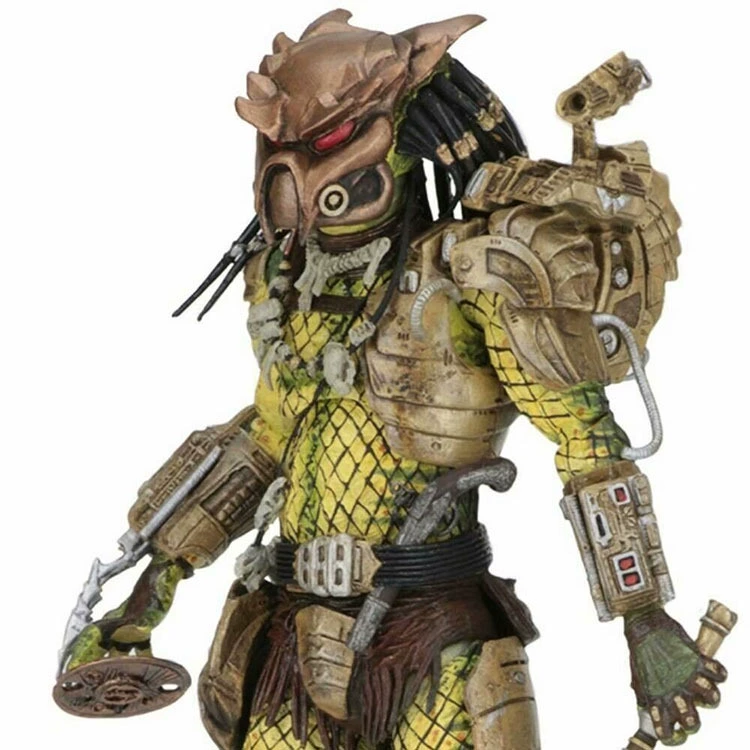 Фигурка (NECA) Iron Blood Elder «Золотой ангел», 18 см, ПВХ, делюкс, подвижная