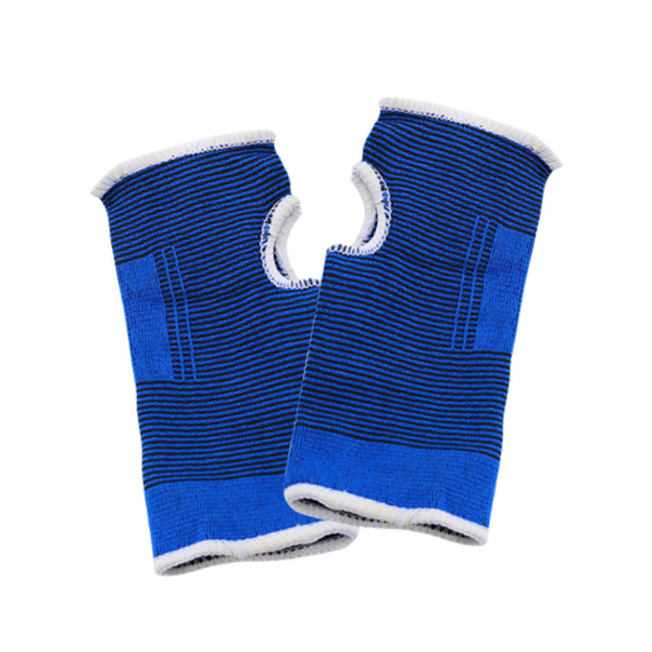 sports gloves