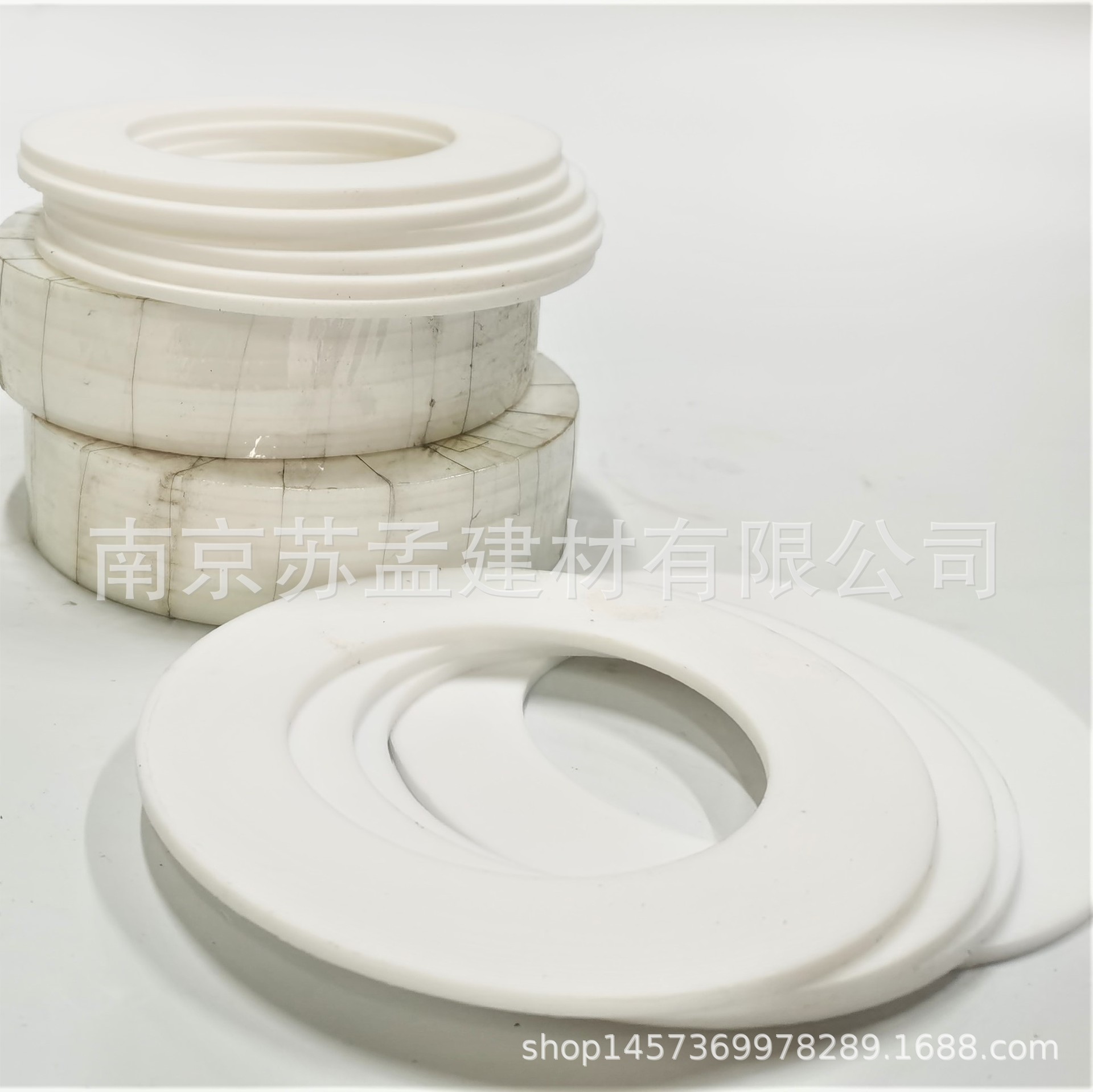 各种型号压力法兰四氟垫片DN100X10X16X25KG法兰专用