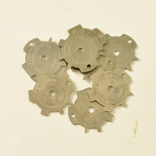 Zorro lighter disassembly and assembly tool bottom cover disassembly and assembly screw cap mixed wholesale