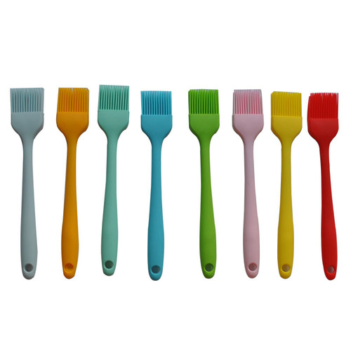 Hot selling factory direct selling egg liquid brush baking tools lint-free barbecue small silicone oil brush baking brush