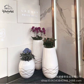 排椅、等候椅;景观雕塑;花盆容器