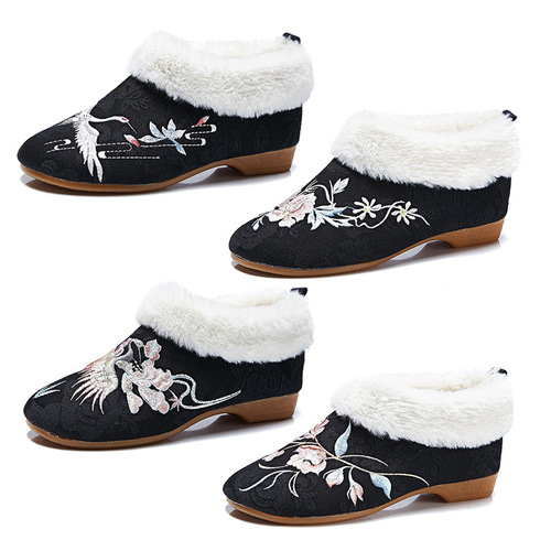 Cotton shoes, embroidered cloth shoes with velvet, autumn and winter women's cloth shoes, fabric women's shoes, woolen shoes, one piece drop shipping