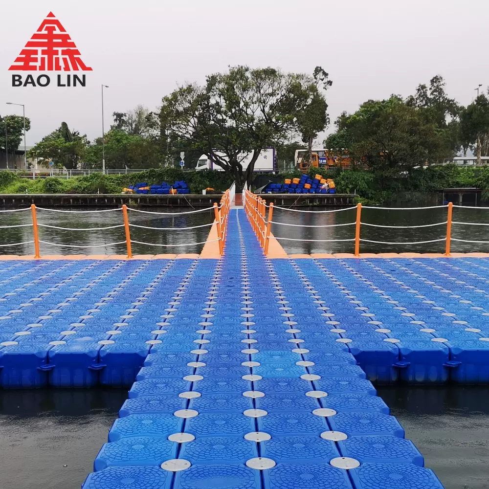 水上浮筒船坞码头游艇泊位平台户外鱼塘养殖钓鱼码头浮箱浮捅浮桥