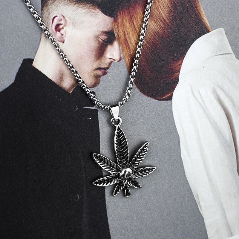 Collier avec pendentif en titane et squelette de feuille pour hommes, en acier inoxydable, offre spéciale_voghion.com