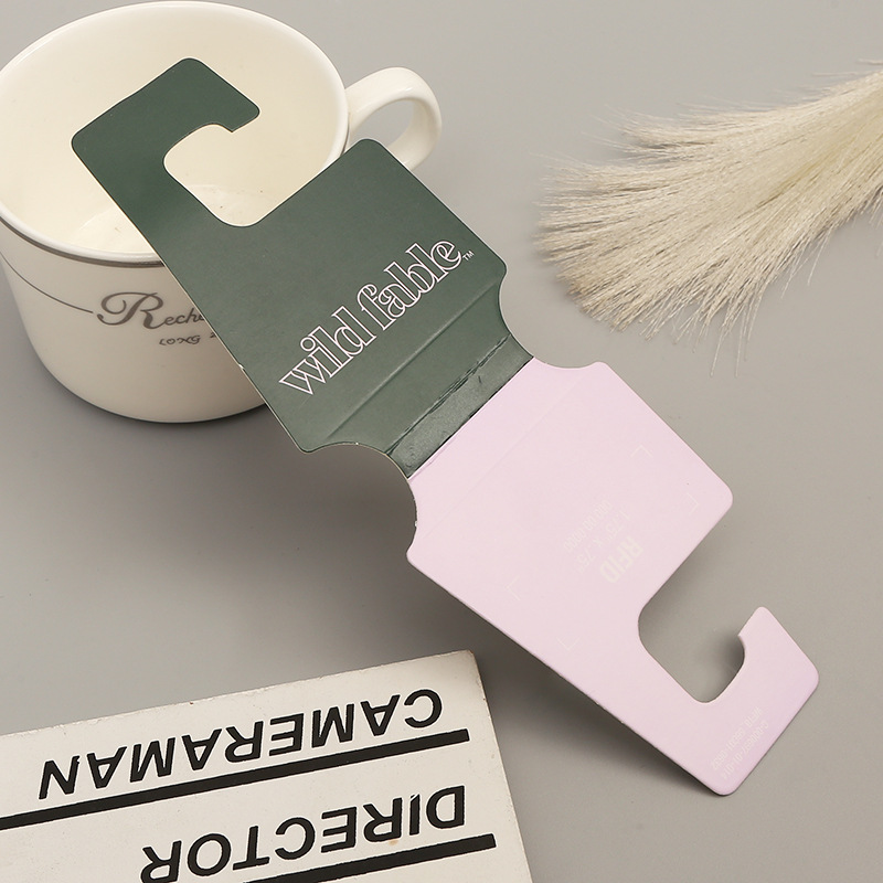 厂家直供400克铜版纸项链对着包装卡纸饰品发饰纸质标签可定批发