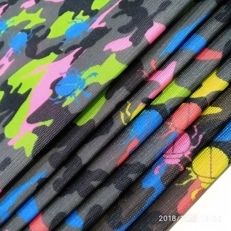 工厂现货防水三明治迷彩印花网眼布鞋服面料帽子箱包户外帐篷布料