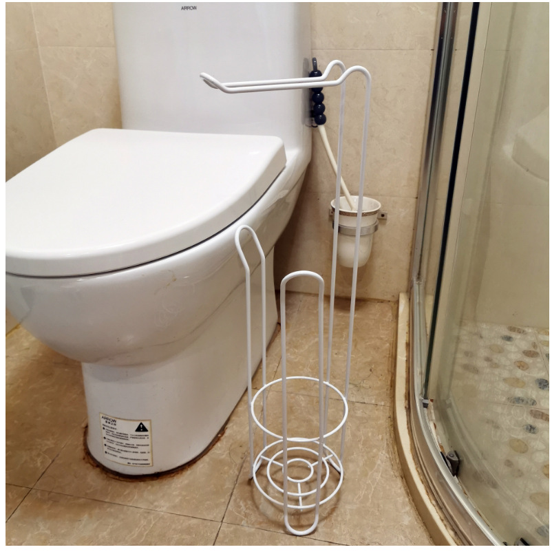 En existencias de hierro simple titular de tejido vertical higiénico titular de papel de metal artesanía estante de almacenamiento de tejido montado en el suelo