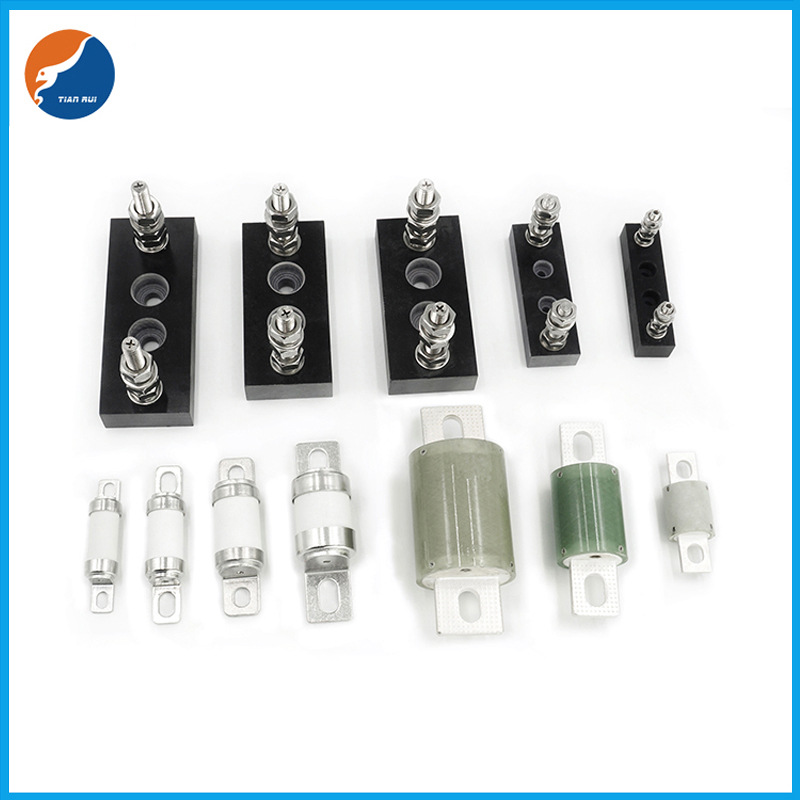 优质供应 熔断器底座，熔断器盒 新能源汽车，光伏电池专用底座