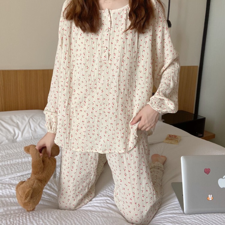 2022 Autumn and Winter Korean Style ins Women's Cherry Skin-friendly Cotton Yarn Home Clothes Air Conditioning Pajamas Set 2022 Autumn and Winter Korean Style ins Women's Cherry Skin-friendly Cotton Yarn Home Clothes Air Conditioning Pajamas Set