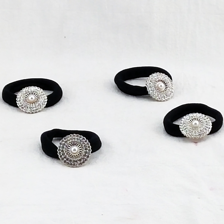 A2431 Punto de perla diamante banda de goma sin costuras cuerda de pelo banda de pelo tocado cuerda de pelo 2 yuanes tienda de suministro al por mayor