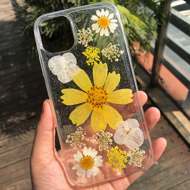 Big Daisy iphone11/13 Mobile Phone Case Cross-border Dried Flower Real Flower Suitable for Apple Drop Glue Fairy Mobile Phone Case