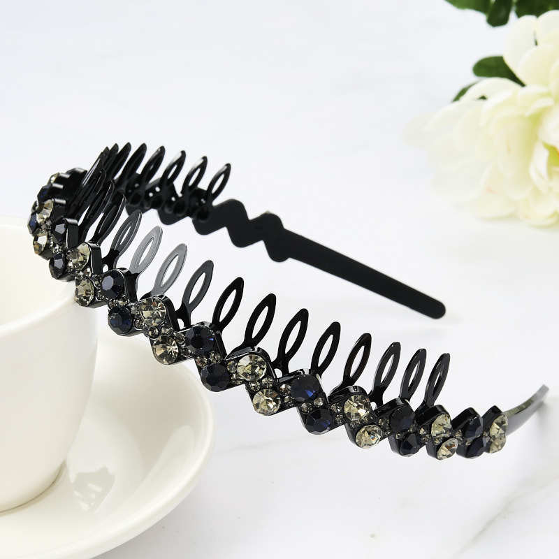 Venta al por mayor celebridad de internet dentado antideslizante diadema banda de pelo horquilla de las mujeres clip de pelo tocado de las mujeres todo partido rhinestone pelo presionando anillo de pelo