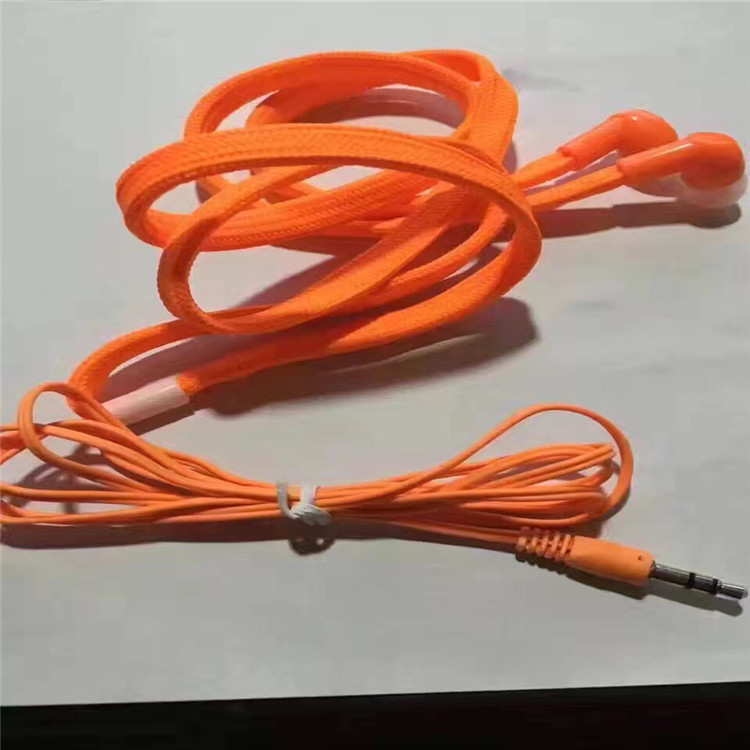 En stock Comercio exterior impermeable cordón auricular ropa con sombrero suéter ropa regalo cordón auricular con cable