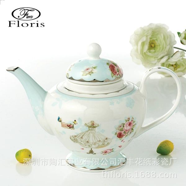 Romantic lace teapot