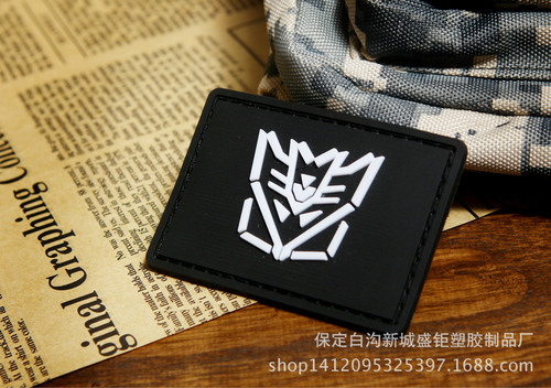 TAD Skull Morale Badge Transformers PVC Velcro Seal Armband Black Water Shoulder Badge Waterproof Plastic Commemorative Badge