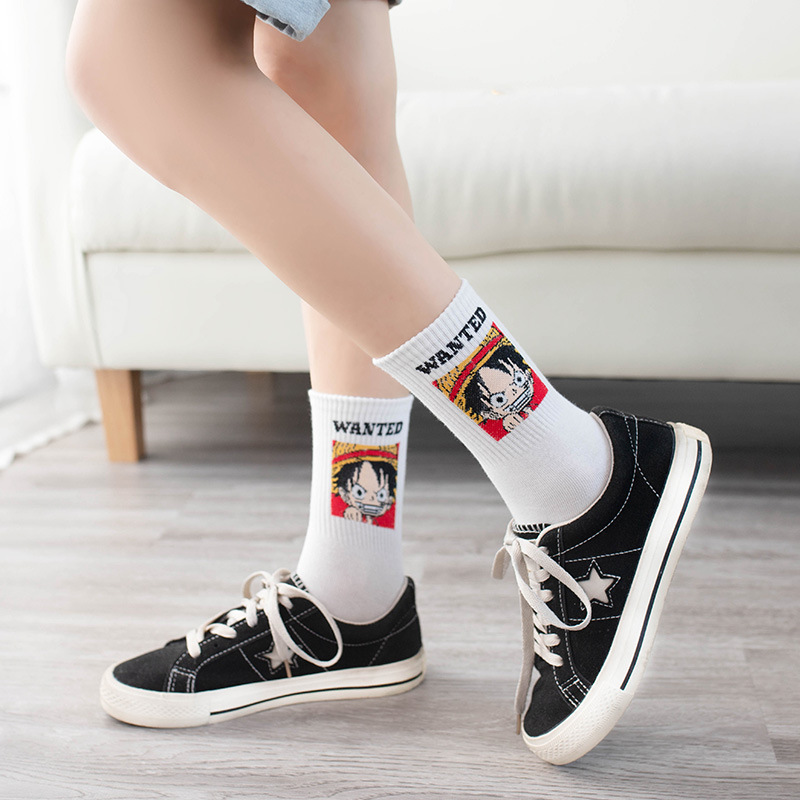 Primavera y verano nuevos calcetines de algodón para mujer Dibujos animados Luffy Qiao Ba calcetines a media pierna calcetines de algodón a rayas Calcetines de estilo japonés moda
