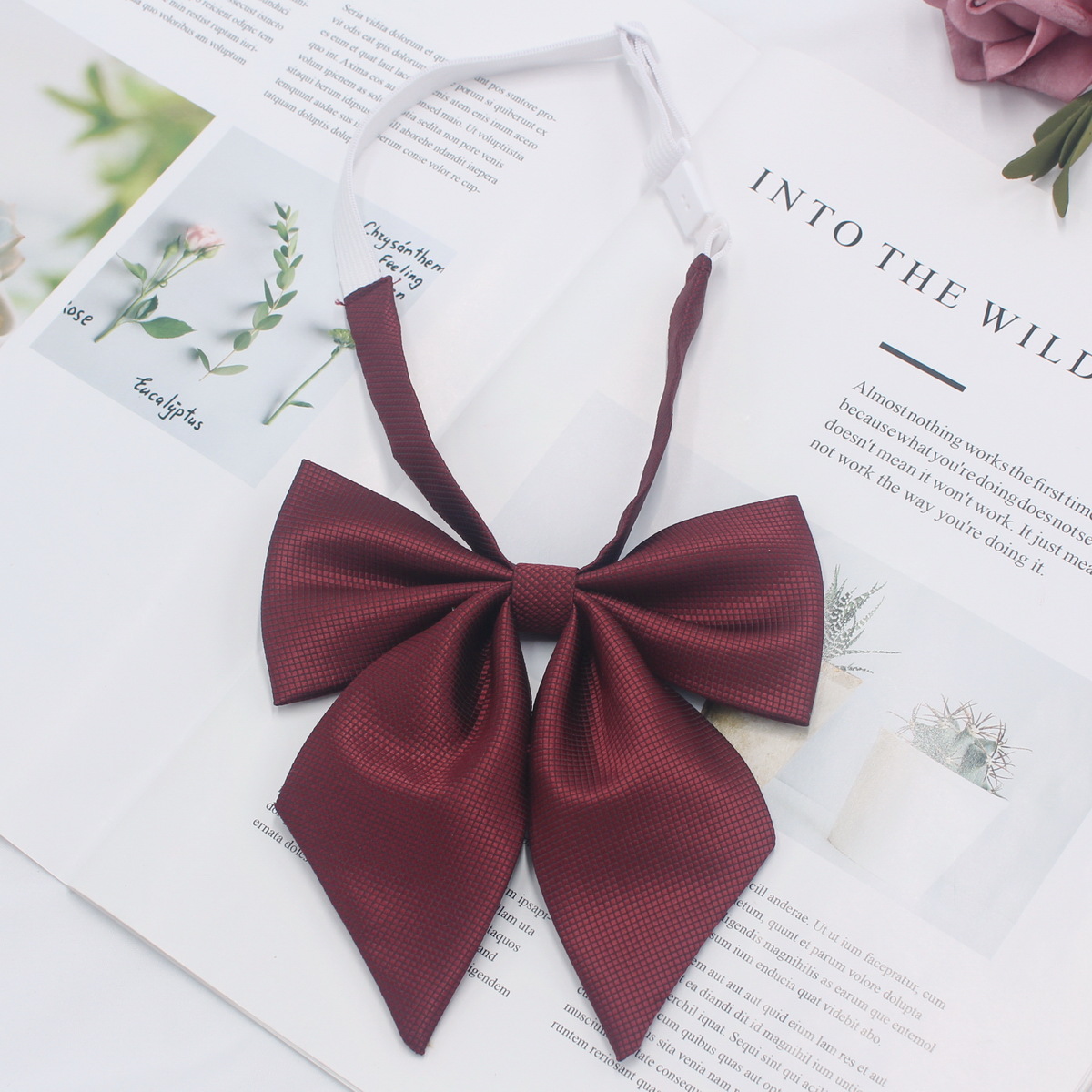 Ventas directas de fábrica magia Plaid JK pajarita de las mujeres ángulo oblicuo gigante pluma raíz arco uniforme escolar marinero traje pajarita en stock