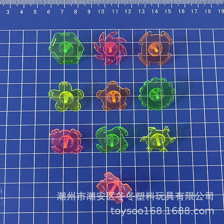 Профессиональное производство бесплатных игрушек мини 10 маленьких космических поворотов 32 маленьких подарочных капсул