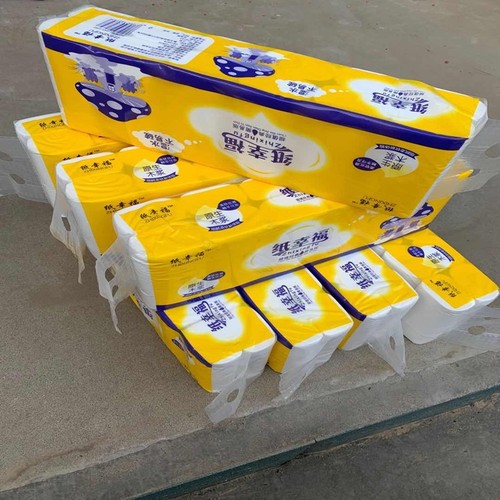 A full box of 12 rolls of natural tissue paper, paper towels for home use, wholesale wet wipes