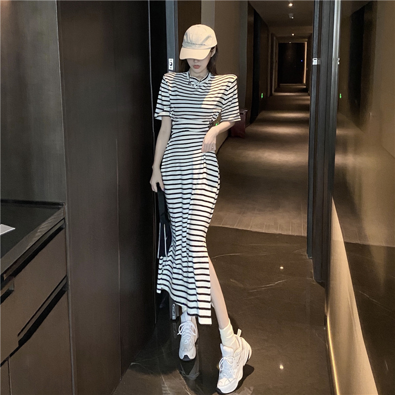 Real Shot of a Waist-Cinching Casual Long Black and White Striped Dress with Cross-Tied Straps on the Sides, Slit Long Skirt, Short Sleeves