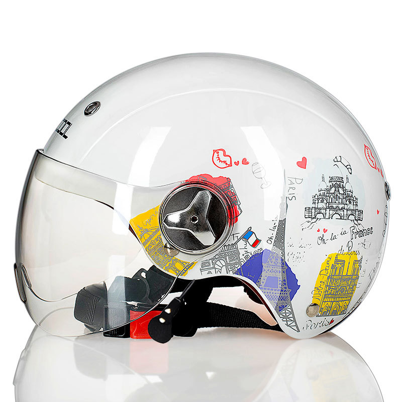 Casco de coche eléctrico mujer fábrica al por mayor verano batería coche casco ligero lindo personalidad medio casco motocicleta