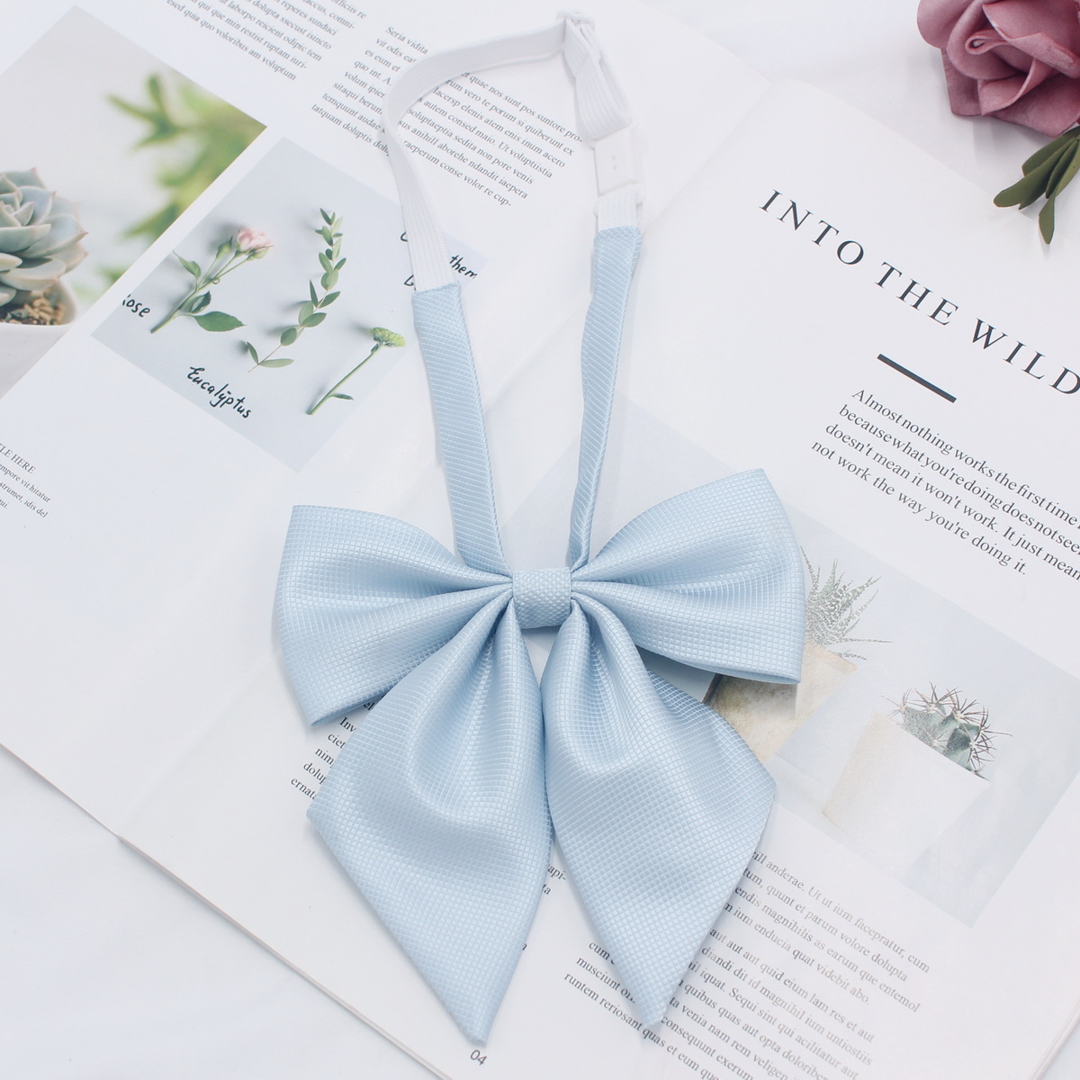 Ventas directas de fábrica magia Plaid JK pajarita de las mujeres ángulo oblicuo gigante pluma raíz arco uniforme escolar marinero traje pajarita en stock