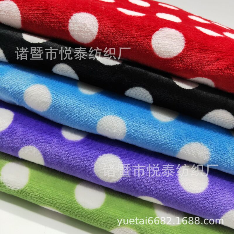 Spot wholesale pet supplies blanket home textile flannel polyester single-sided big dot printed flannel fabric