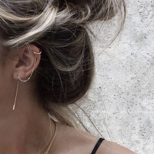 Ear Stud Women's Titanium Steel Ear Clip 2021 New Fashion Ear Line Ear Holes Ear Chain Ear Bone Earrings One-piece Earrings