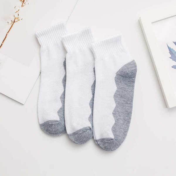 Yin and Yang socks white -bottomed white -faced socks wholesale